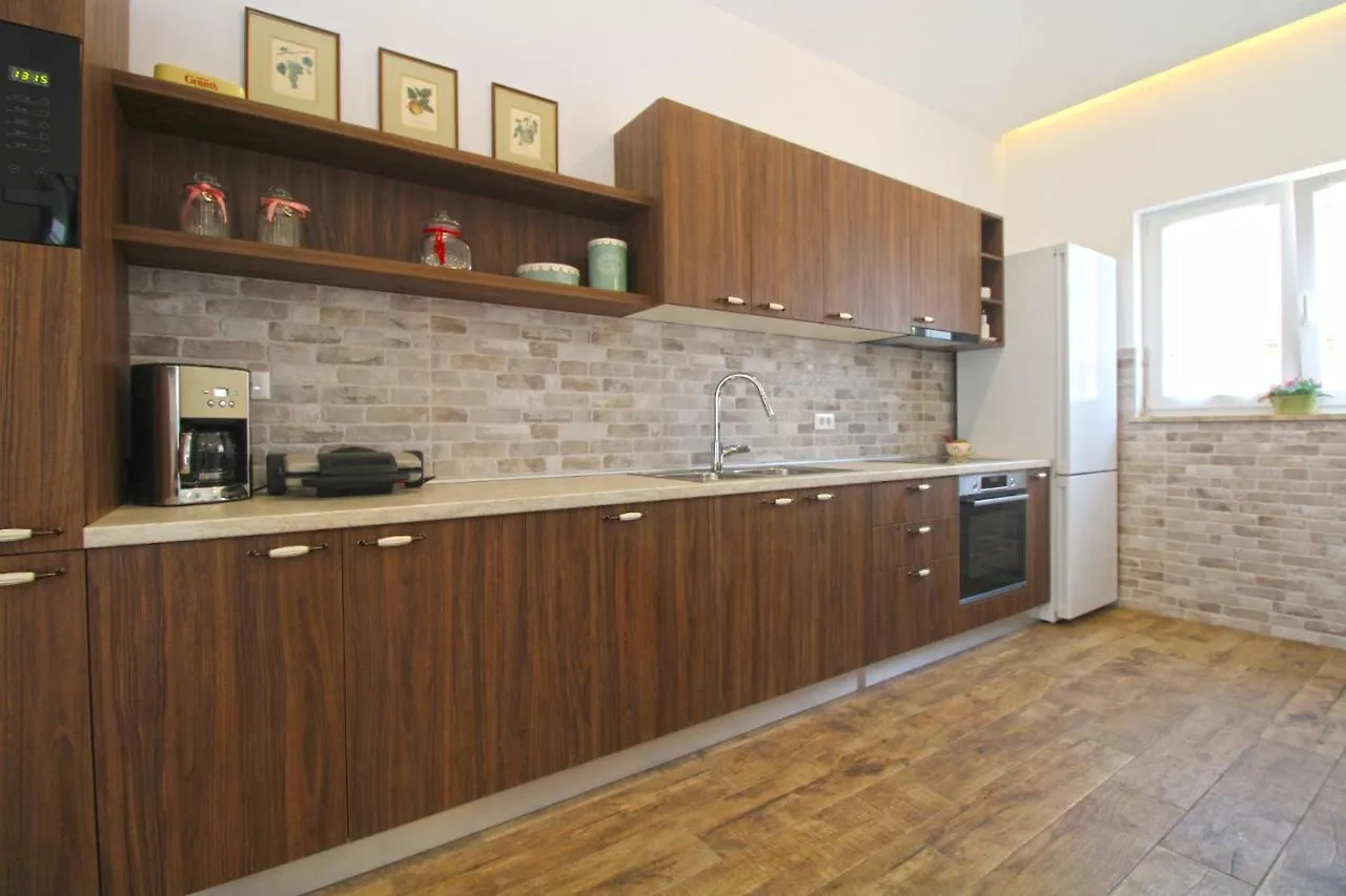 Holiday home Villa Olgica 2269 Pula Croatia